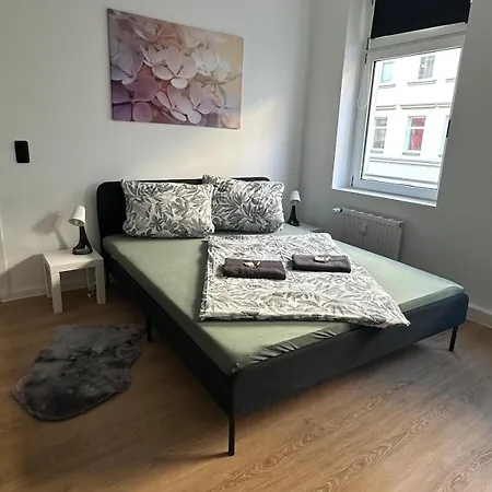 Modern Living - In Lindenau Λειψία